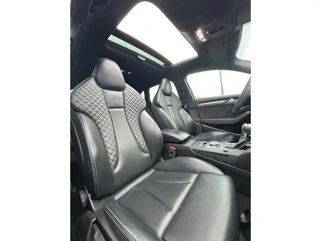 Audi RS3 A3 Sportback 2.5 TFSI quattro 2018 Benzine 72
