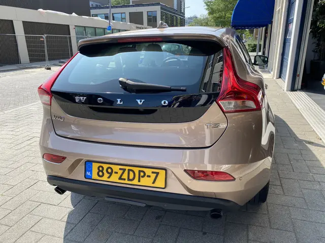 Volvo V40 1.6 T3 Momentum 2012 Benzine 5