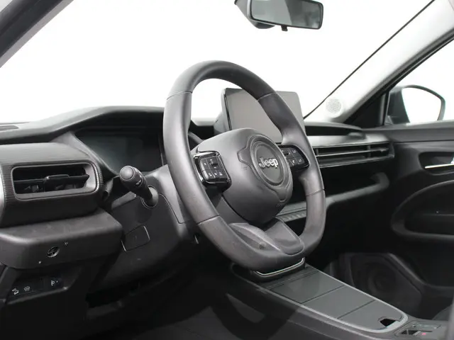 Jeep Avenger Longitude 54 kWh 2023 Elektrisch 8