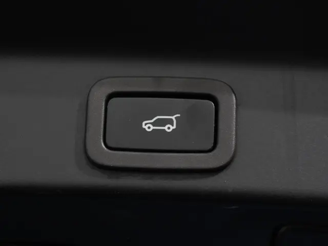 Jaguar F-PACE 5.0 V8 AWD SVR 551 pk 2019 Benzine 10