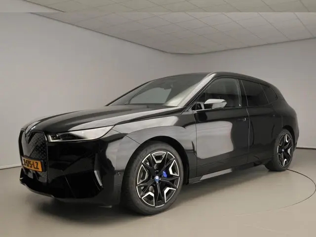 BMW iX xDrive50 2024 Elektrisch 38