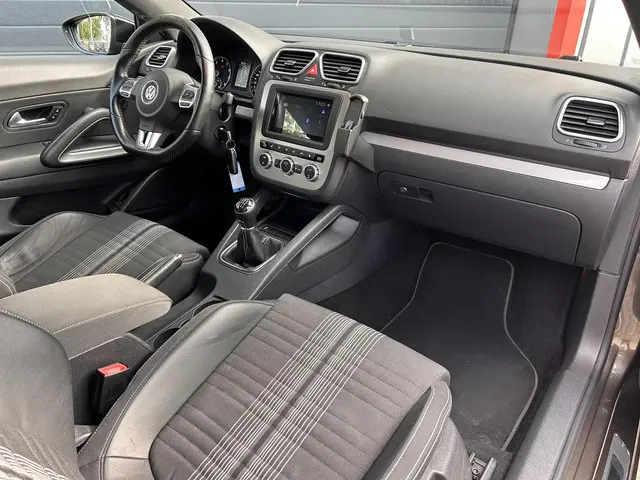 Volkswagen Scirocco 1.4 TSI Highline Plus 2012 Benzine 11