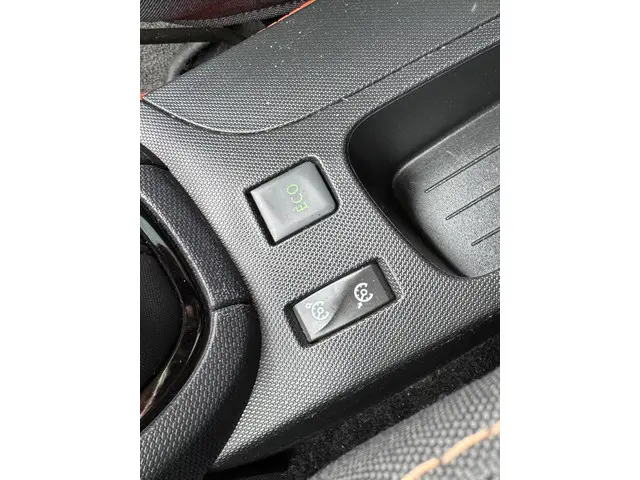 Renault Clio 0.9 TCe Dynamique / Nap / Pdc 2014 Benzine 13
