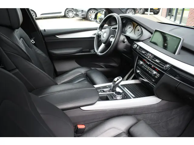 BMW X5 xDrive30d M-Sport 2014 Diesel 45