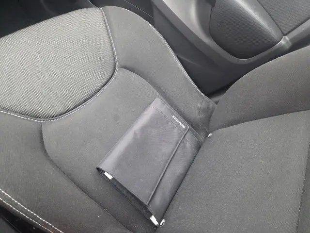 Renault Clio 1.5 dCi Expression 2014 Diesel 8