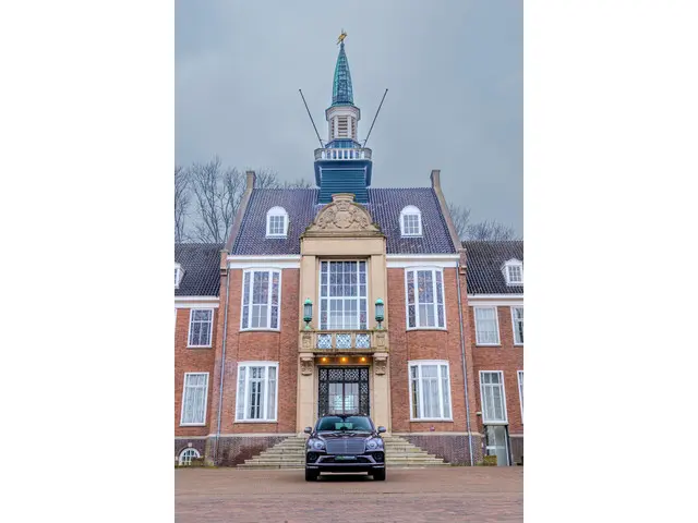 Bentley Bentayga 3.0 V6 Hybrid 2022 Hybride Benzine 99