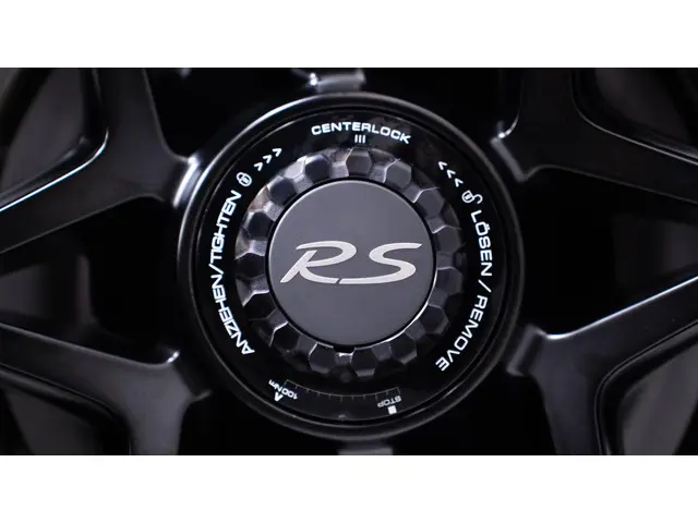 Porsche 718 Spyder RS 2024 Benzine 46