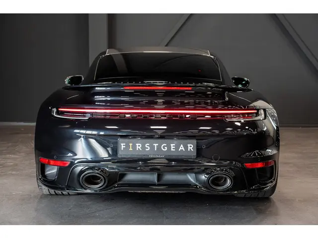 Porsche 911 3.8 Turbo S 2020 Benzine 32