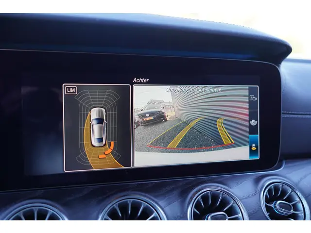 Mercedes-Benz E-Klasse Coupé 200 Premium 2018 Benzine 24