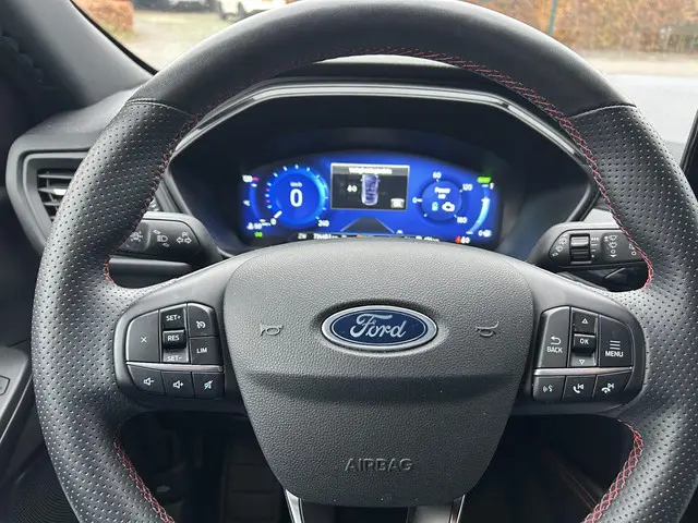 Ford Kuga 2.5 PHEV ST-Line 2023 Hybride Benzine 20