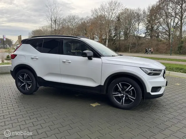 Volvo XC40 1.5 T3 R-Design ACC|Nav|Pano| 2019 Benzine 8