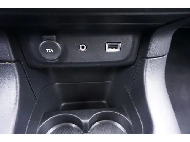 Citroën C3 1.2 PureTech Feel 2017 Benzine 15