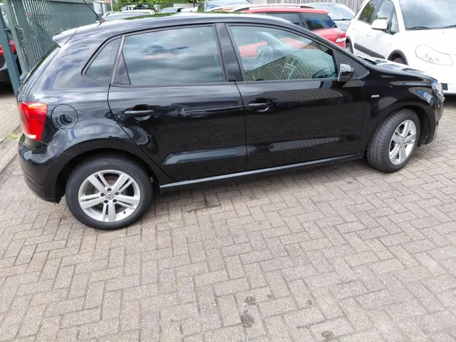 Volkswagen Polo 1.2-12V Trendline 2012 Benzine 2