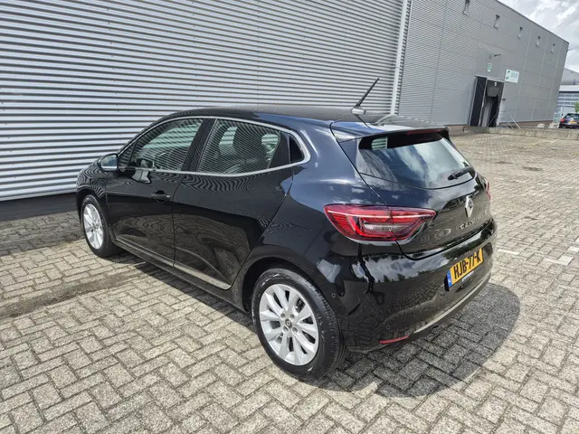 Renault Clio 1.3 TCe Intens 2021 Benzine 8