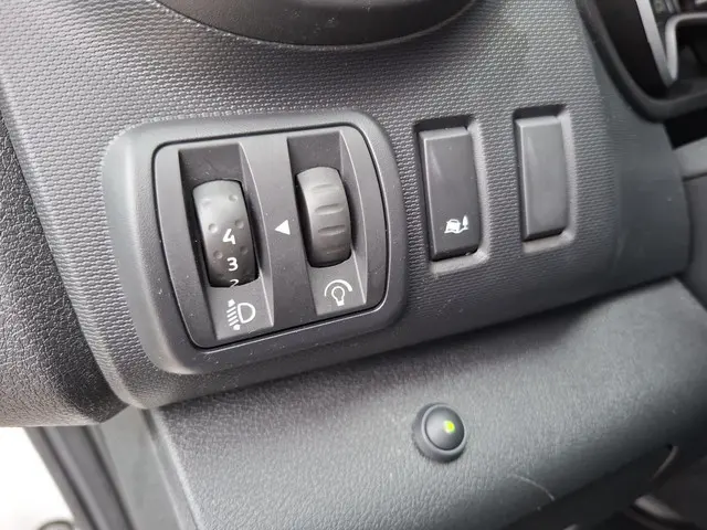 Renault Trafic 2.0 dCi 145 T27 L1H1 Comfort 2021 Diesel 41