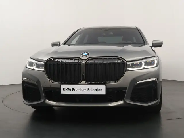 BMW 7 Serie 740Ld xDrive High Executive 2021 Diesel 6