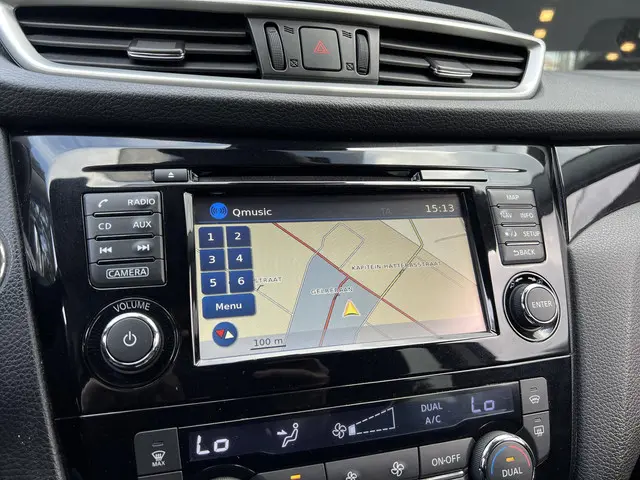 Nissan QASHQAI 1.2 Tekna 2015 Benzine 11