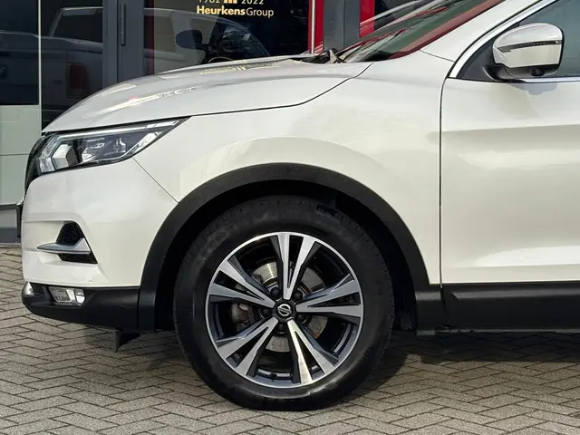 Nissan QASHQAI DIG-T 160 DCT N-Connecta 2019 Benzine 31
