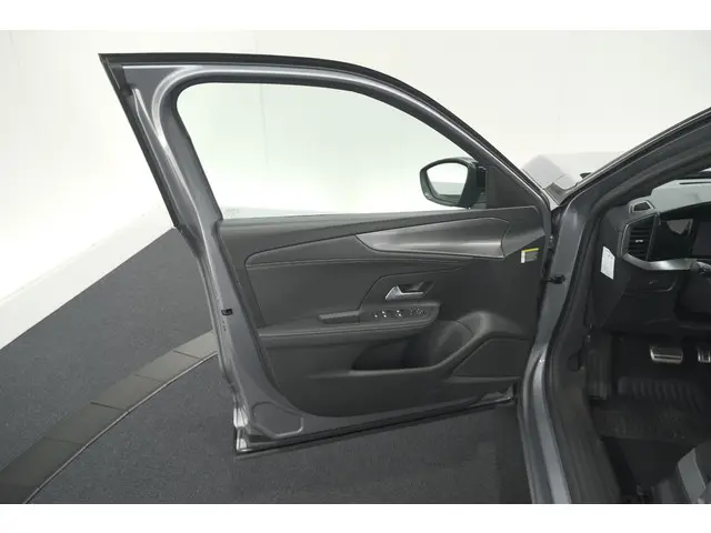 Opel Mokka 130 Turbo AT8 GS 2025 Benzine 64