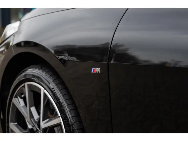 BMW 2 Serie Gran Coupé 218i M Sport 2024 Benzine 31