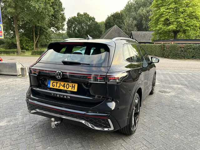 Volkswagen Tiguan 2.0 TDI R-Line Business+ 2024 Diesel 6