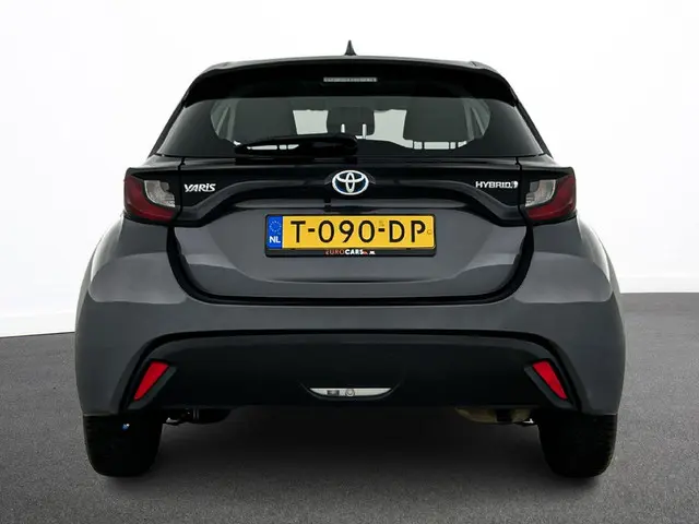 Toyota Yaris 1.5 Hybrid Active Auto. 2023 Hybride Benzine 3
