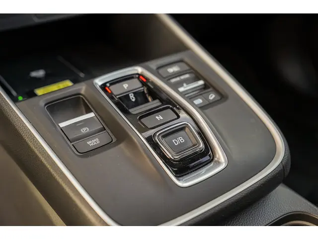 Honda CR-V 2.0i e:PHEV ADVANCE TECH 2025 Hybride Benzine 16