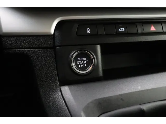 Peugeot Expert 2.0 BlueHDI Standard Sport 2021 Diesel 24