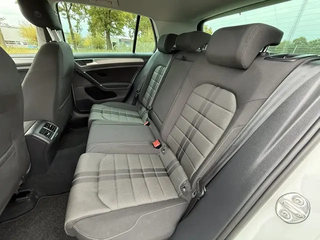 Volkswagen Golf 1.0 TSI Connected Series 2017 Benzine 14