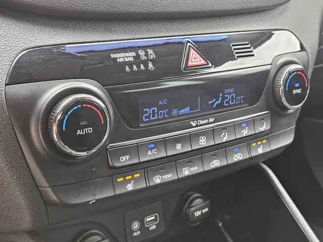 Hyundai Tucson 1.6 GDi Comfort 2016 Benzine 24