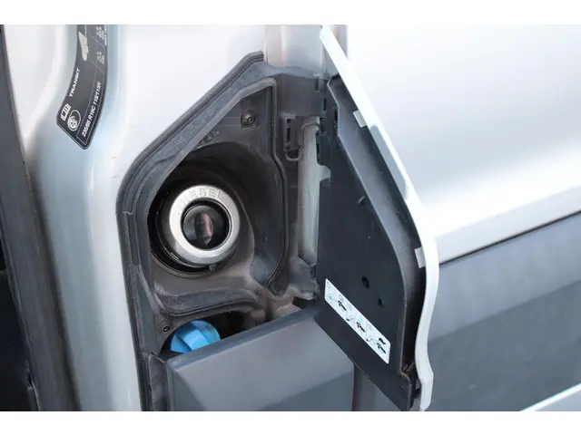 Ford Transit 350 2.0 TDCI L2H3 Trend 2018 Diesel 18