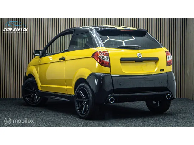 Aixam Coupé Brommobiel GTi Geel | 16dkm 2013 Diesel 4