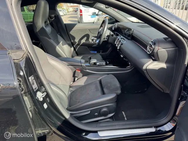 Mercedes-Benz CLA 200 Premium Plus 2020 Benzine 12