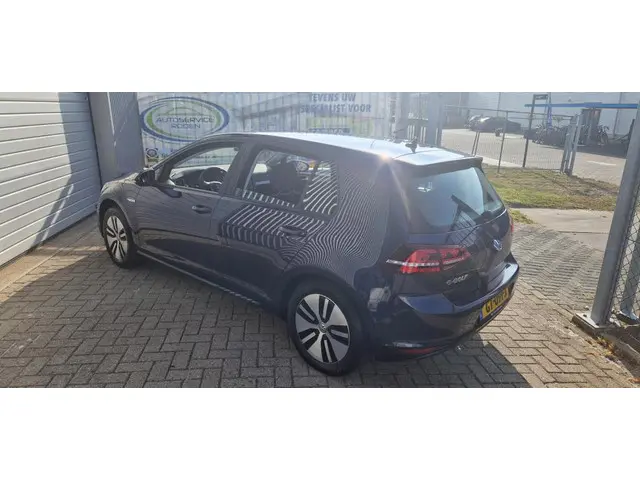 Volkswagen e-Golf E-Golf 2015 Elektrisch 4