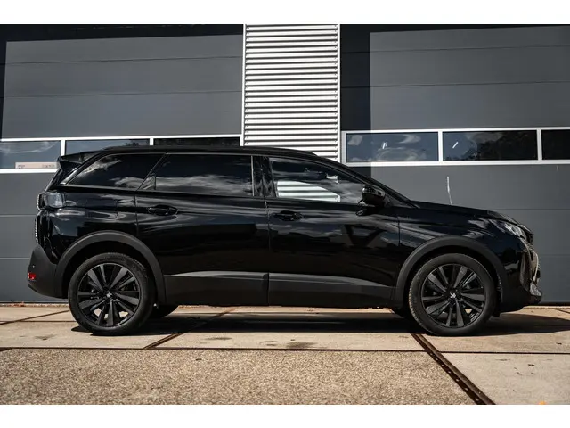 Peugeot 5008 GT 2024 Benzine 7