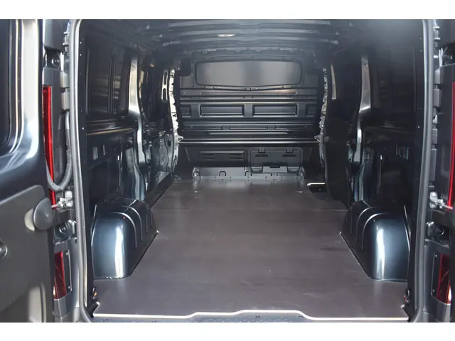 Renault Trafic Advance 2024 Diesel 6