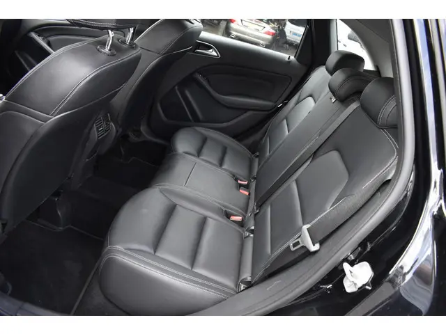 Mercedes-Benz B-Klasse 200 AUT7 Prestige 2013 Benzine 11