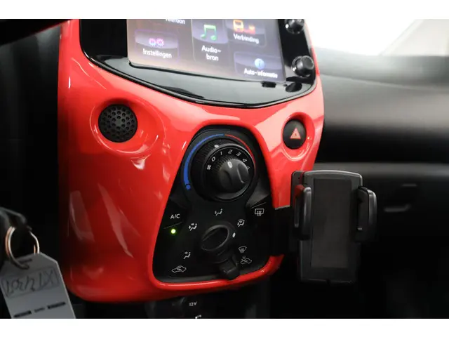 Citroën C1 PT 82 Airscape Shine 2015 Benzine 23