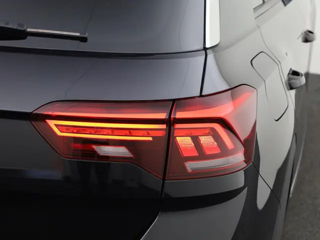 Volkswagen T-Roc 1.5TSI/150PK Sport 2020 Benzine 29