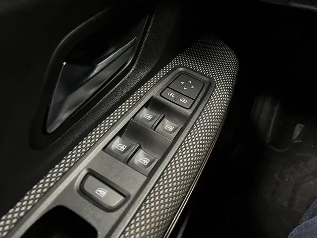 Dacia Sandero Stepway 1.0 TCe 90 Comfort 2023 Benzine 29