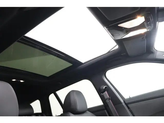 BMW 3 Serie Touring 330e 2025 Hybride Benzine 75