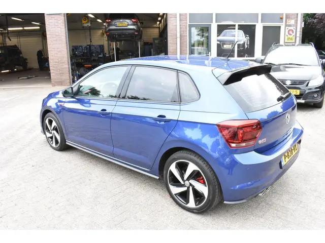 Volkswagen Polo 2.0 TSI GTI 2018 Benzine 33
