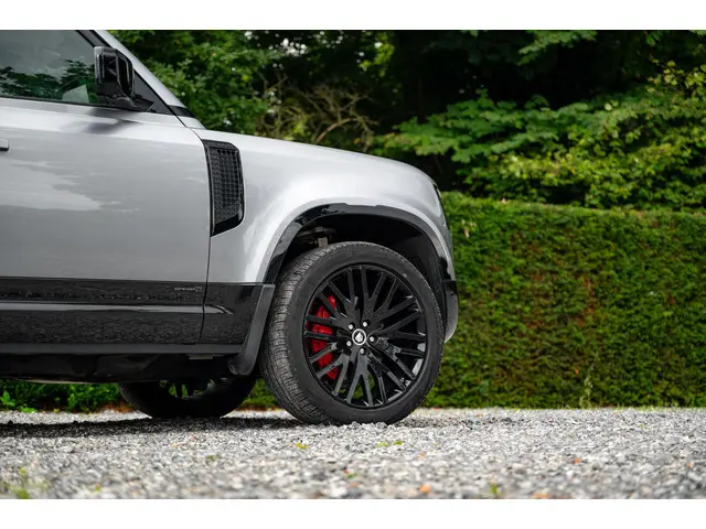 Land Rover Defender 3.0 P400 110 MHEV S 2021 Benzine 28