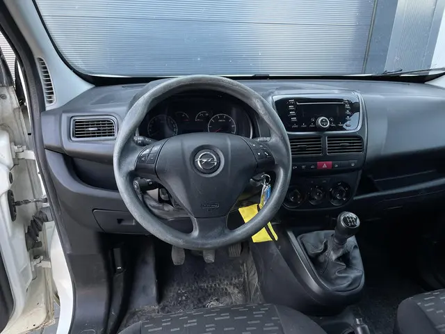 Opel Combo 1.3 CDTi L1H1 ecoFLEX 2013 Diesel 10