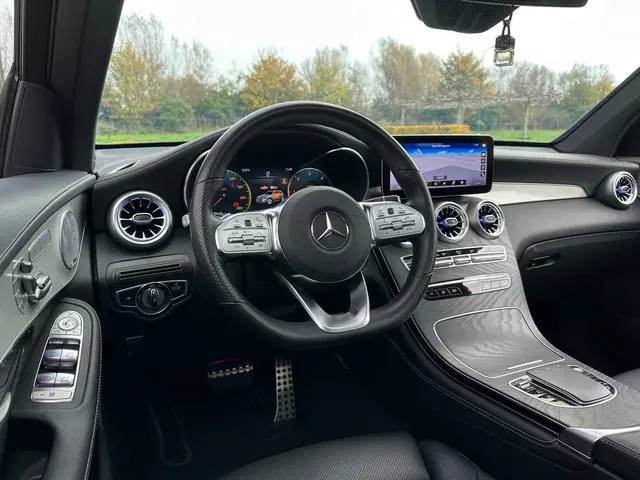 Mercedes-Benz GLC 300d 4MATIC AMG Pakket 2019 Diesel 30