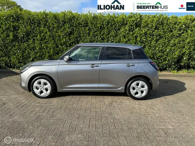 Suzuki Swift 1.2 Select Smart Hybrid 2024 Benzine 7