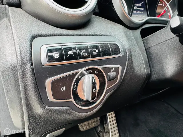 Mercedes-Benz C-Klasse AMG 63 S Edition 1 2015 Benzine 38