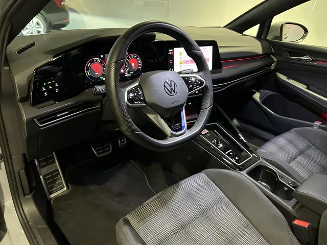 Volkswagen Golf 1.4 eHybrid GTE 2023 Hybride Benzine 23