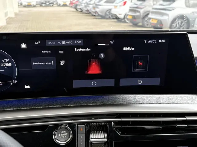 Peugeot 3008 1.2 Hybrid 145 GT 2025 Hybride Benzine 17