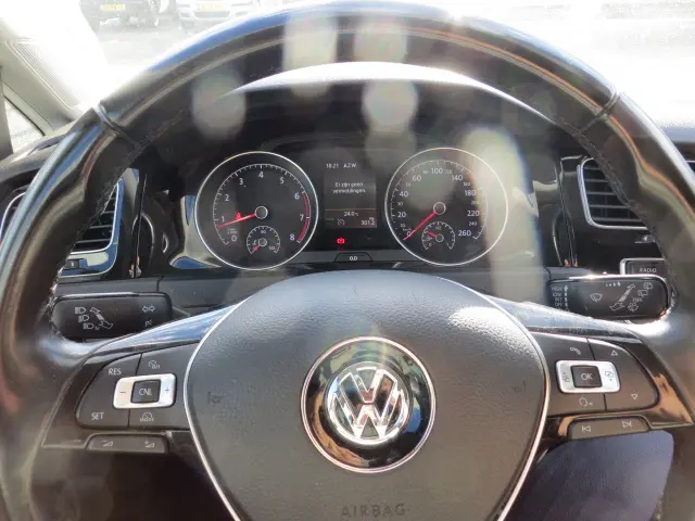 Volkswagen Golf 1.2 TSI Highline 5 deurs 2014 Benzine 12